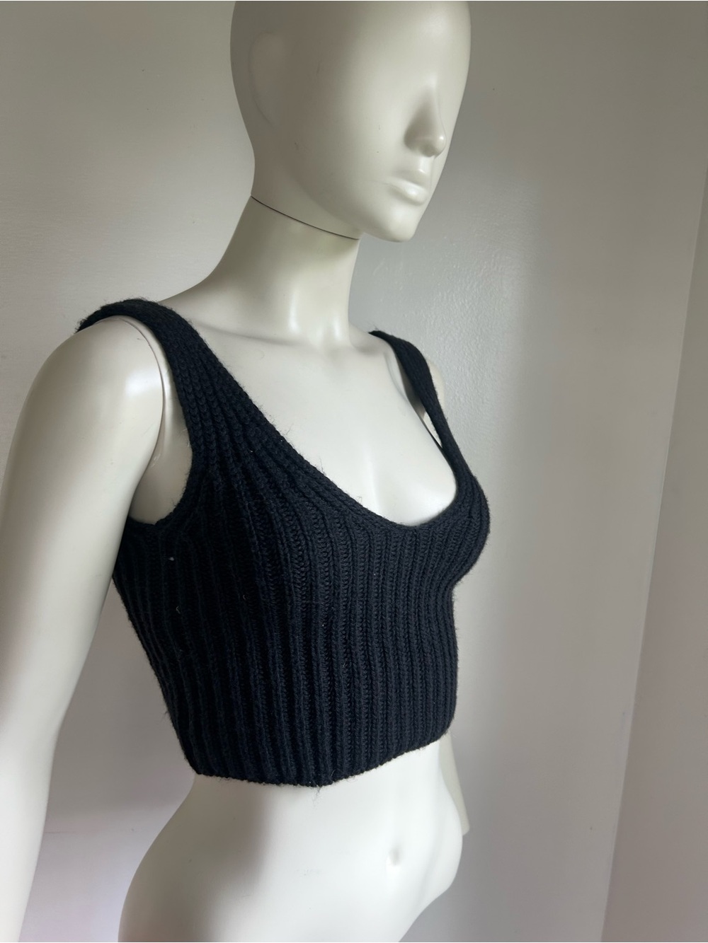 the drop chunky xxs Black Ribbed Knit Tank Crop Top - Women NWT